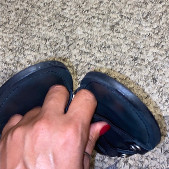 Luxury brand sandal - Picture 6 of 8